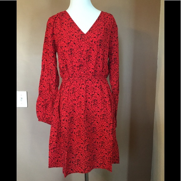 1 Small Left ! Floral Dress ! 5 ⭐️ rating - Picture 4 of 5